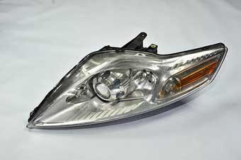 SCORPİO ÇIKMA YEDEK PARÇA FORD CIKMA YEDEK MONDEO 3 SOL FAR 